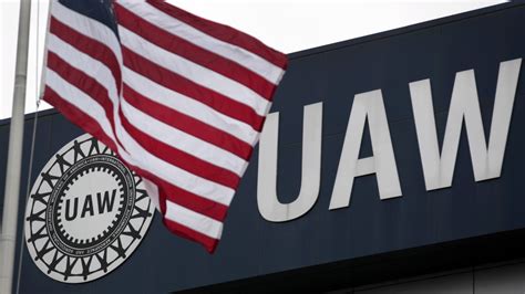 Challenger wins close race to lead United Auto Workers union